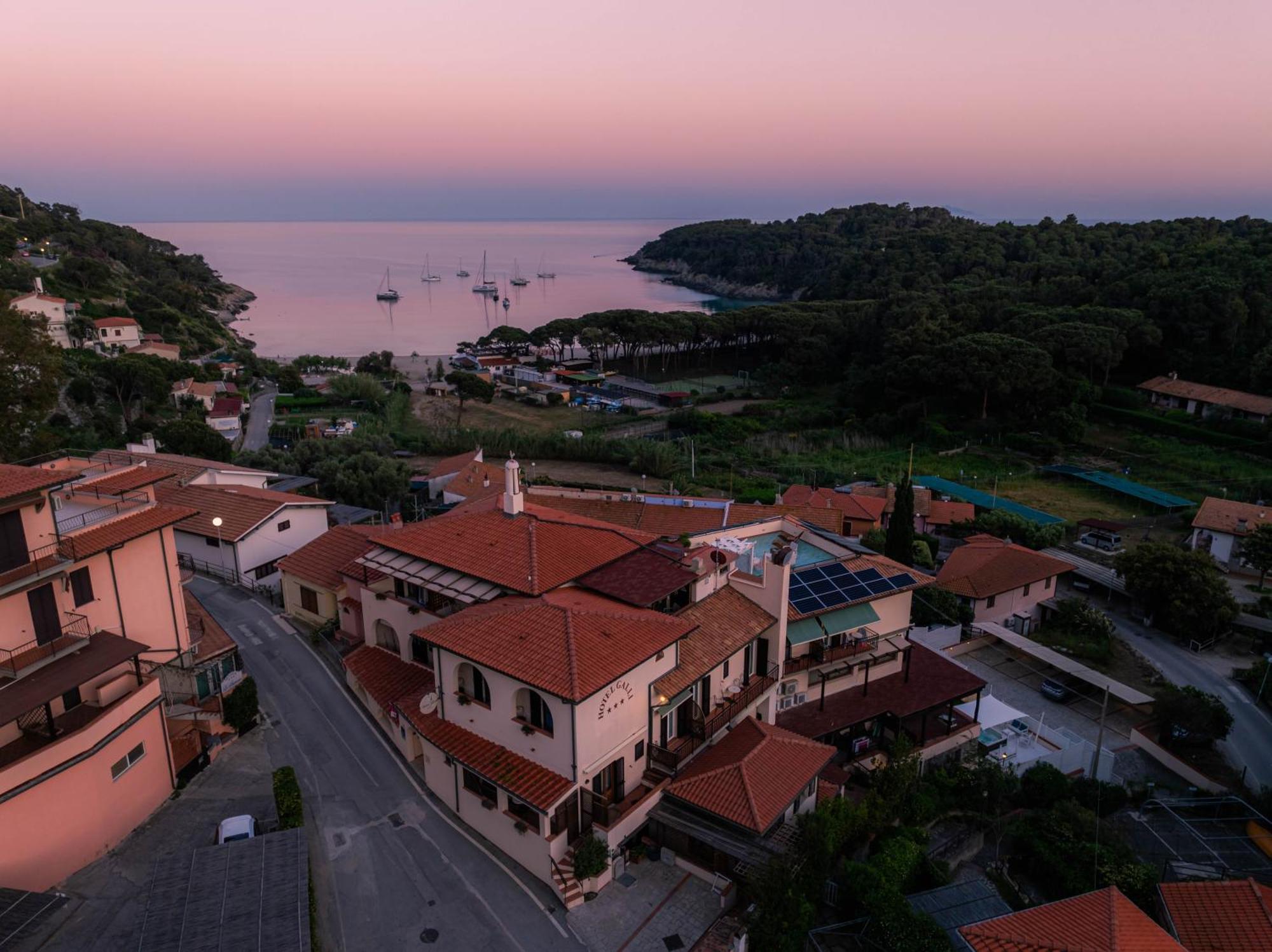 Hotel Galli - Wellness & Spa فيتوفايا المظهر الخارجي الصورة